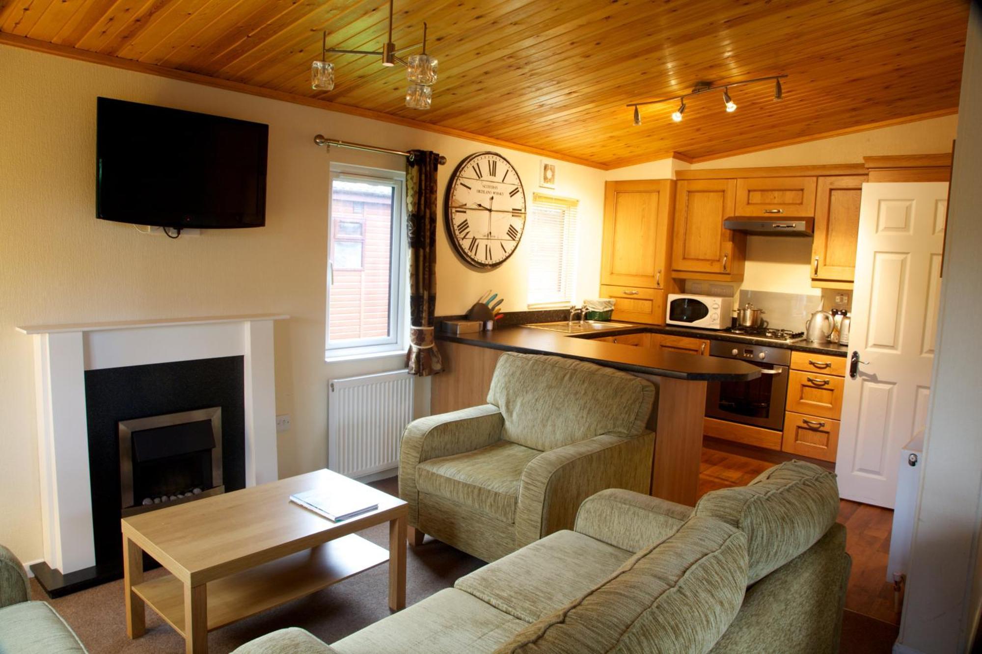 Loch Kinord Hotel Dinnet Room photo